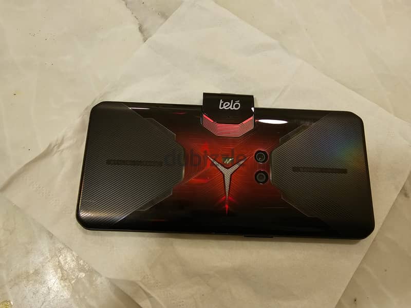 Lenovo Legion Duel Gaming Smartphone 1