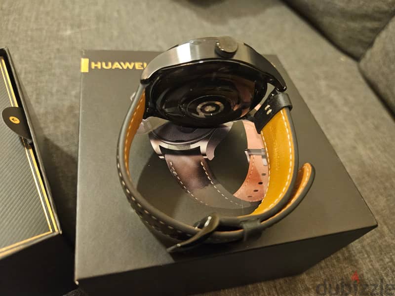 HUAWEI WATCH Buds (Smartwatch + Earbuds) 5