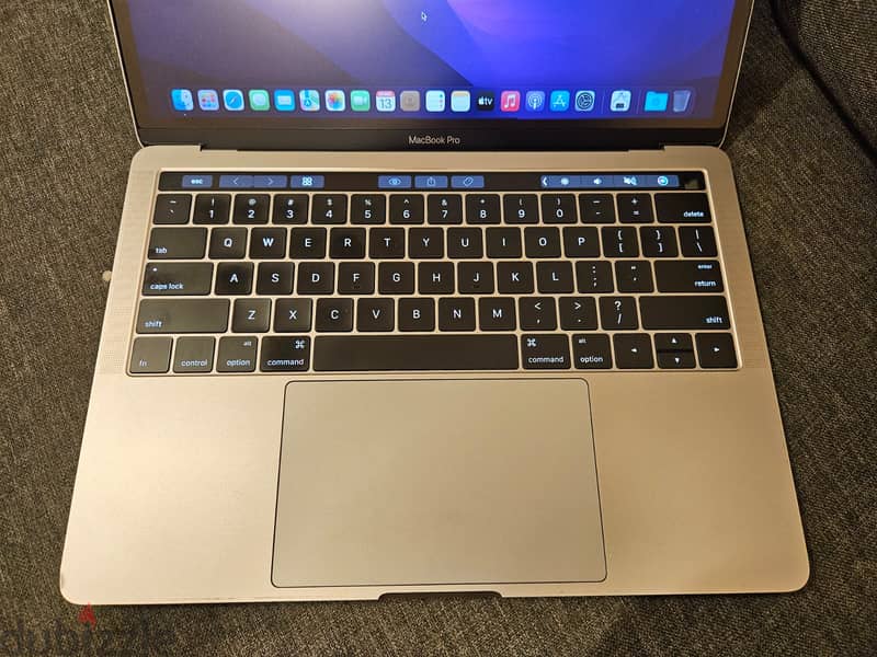 Apple MacBook Pro 13-inch With Touch Bar 5