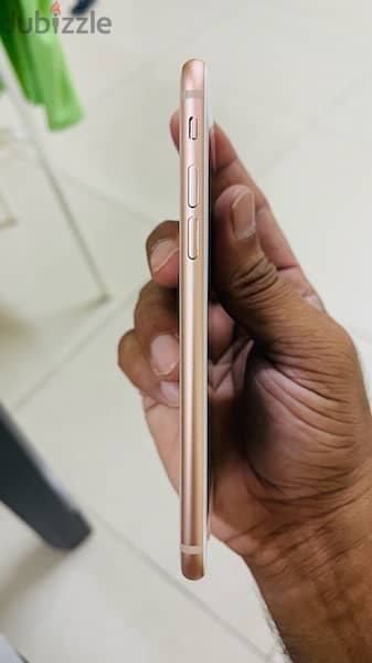 iPhone 8 Rose Gold 64Gb 4