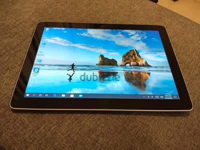 Microsoft Surface Go Tablet PC / Laptop