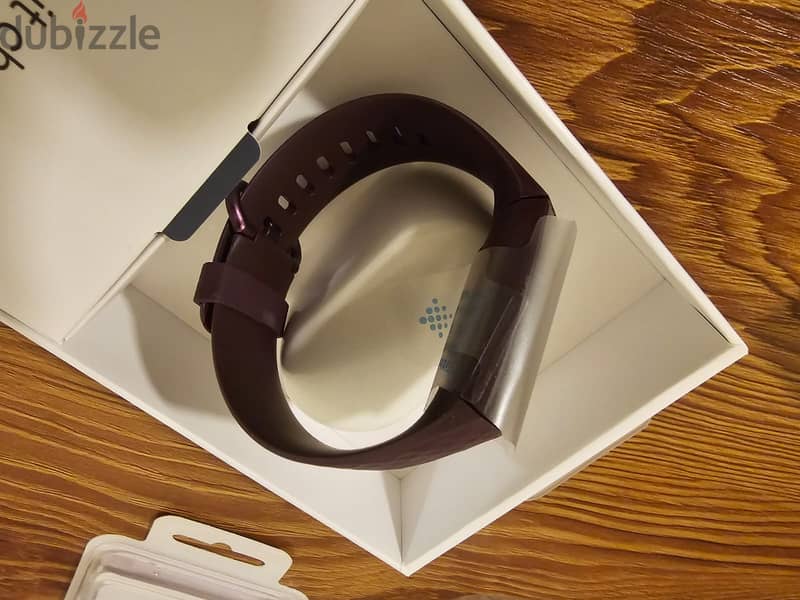 Fitbit Charge 4 Fitness Smart Band 1