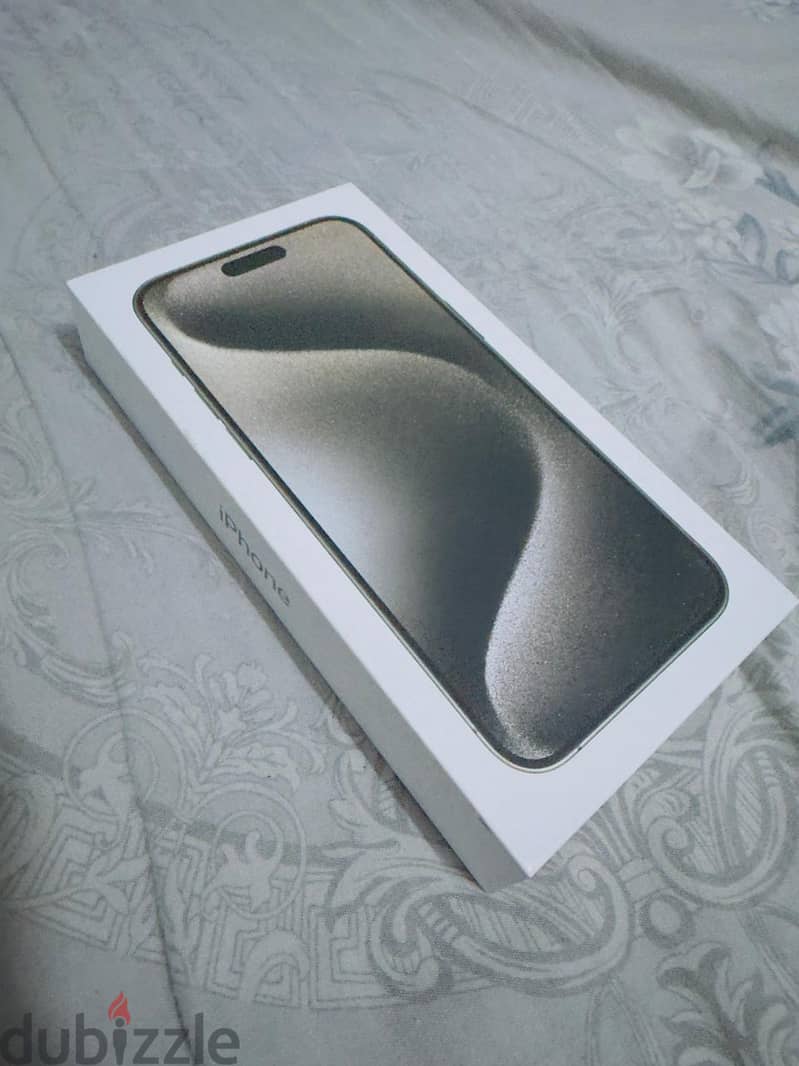 Apple iPhone 15 Pro 256GB 5G - Natural Titanium