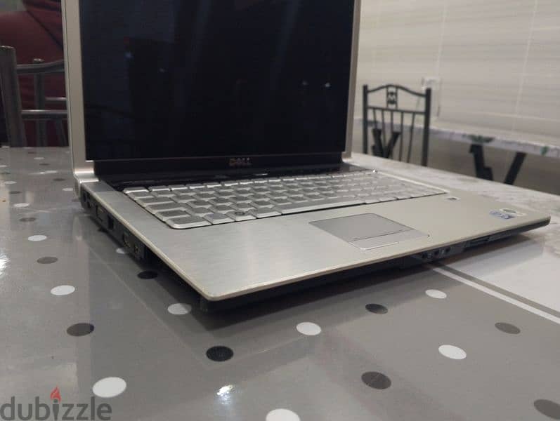 Dell Laptop 9