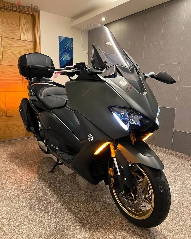 2021 Yamaha TMAX (+971561943867) 0