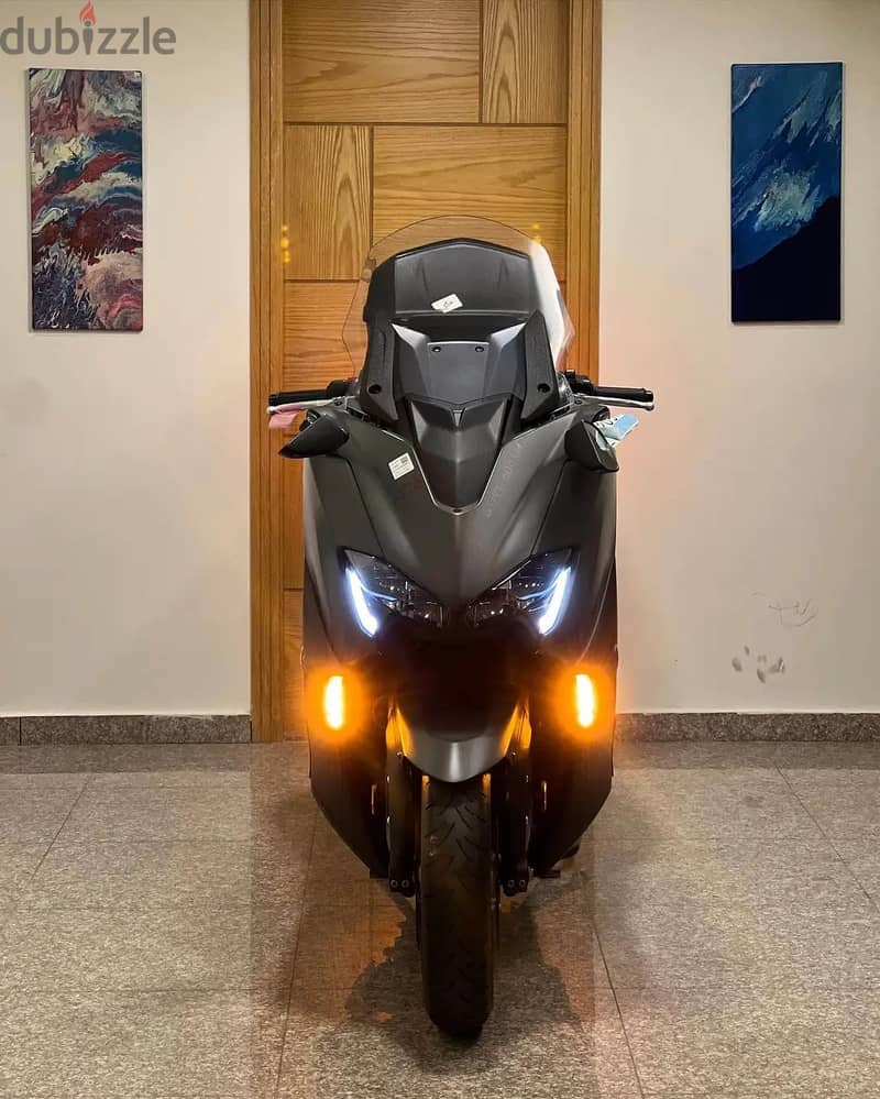 2021 Yamaha TMAX (+971561943867) 1