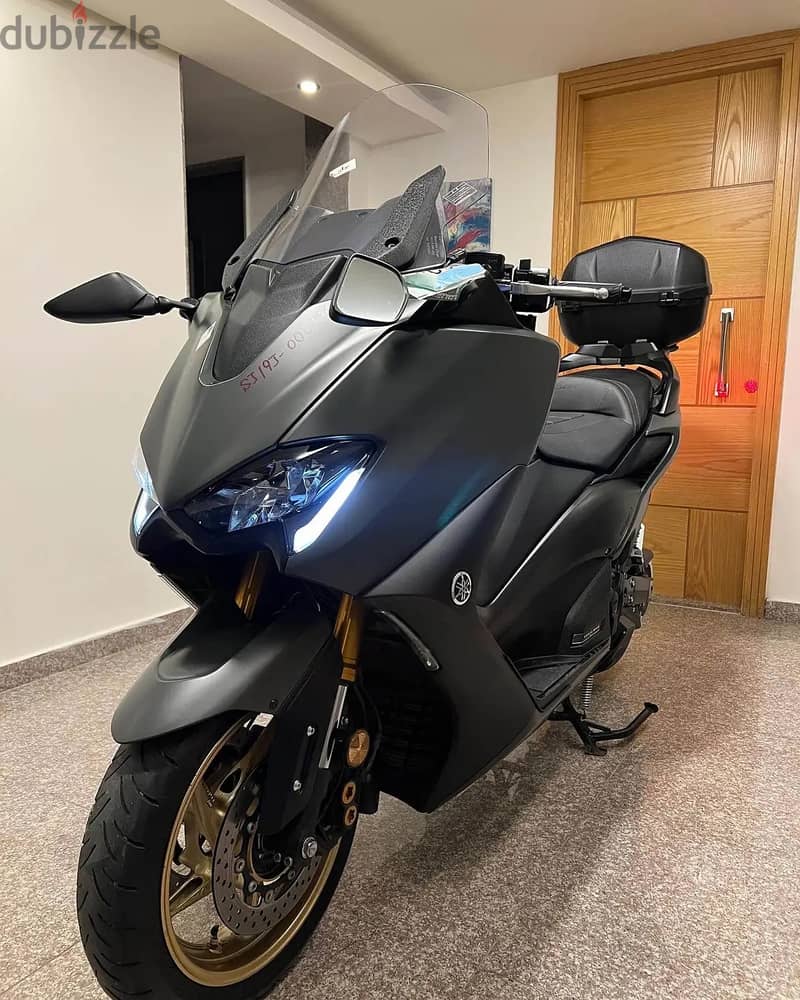 2021 Yamaha TMAX (+971561943867) 2