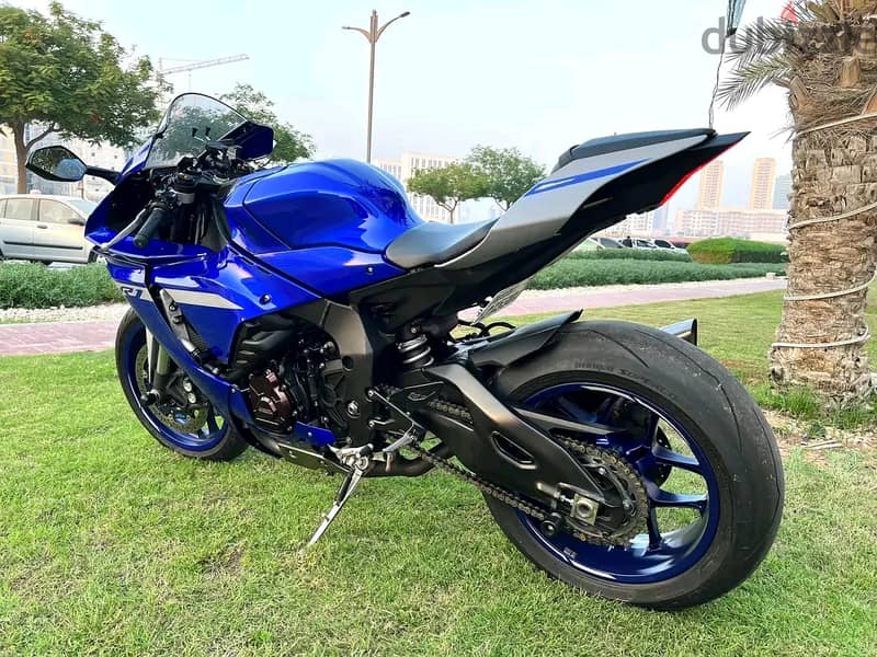 2020 Yamaha YZF R1 (+971561943867) 2