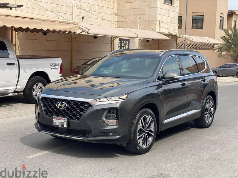 2019 Hyundai Santa Fe 0