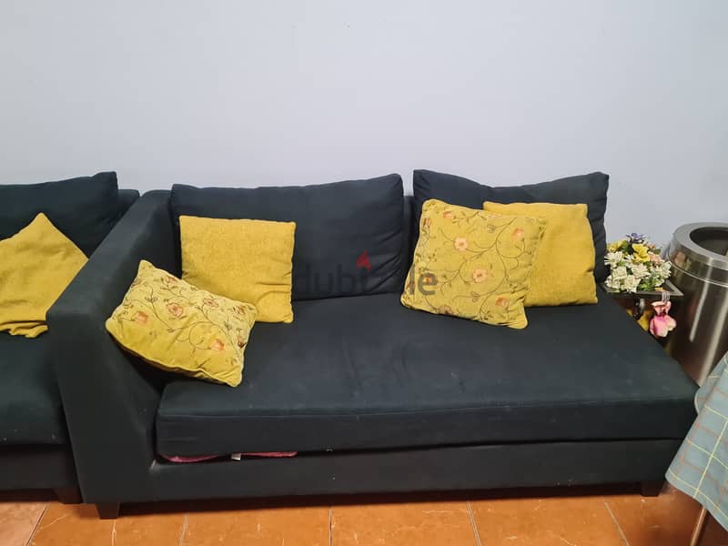 Sofa sets available for sale in good condition 0