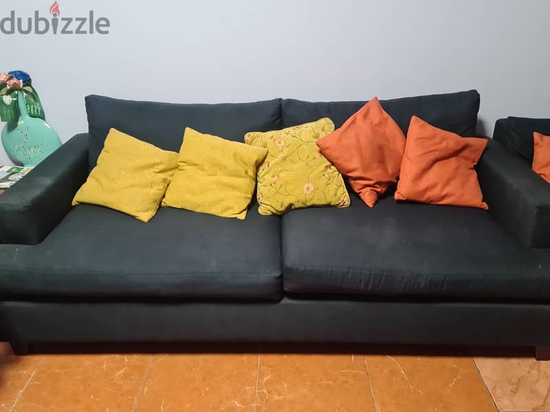 Sofa sets available for sale in good condition 3