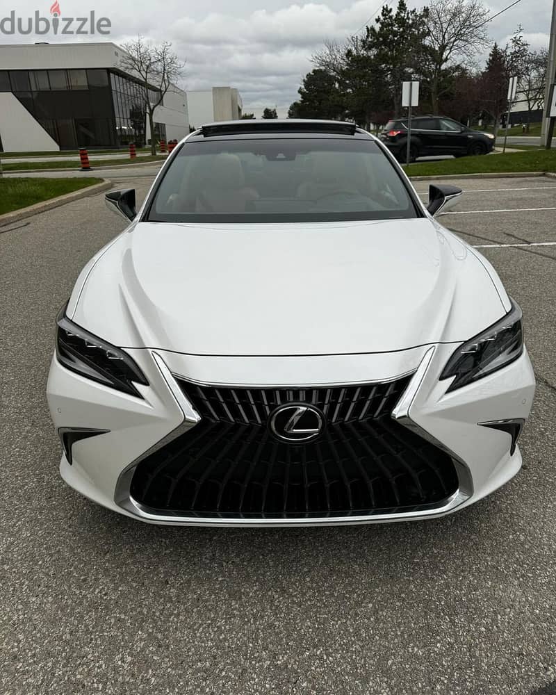 Used 2022 Lexus ES 350 Luxury & GCC Specs 0