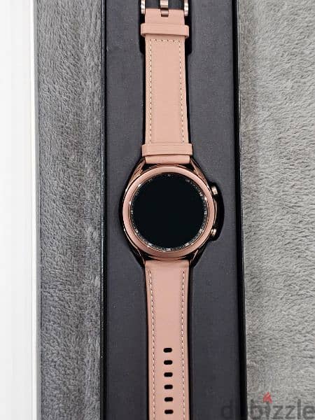 Samsung Smart Watch. New. Just Box opened 5