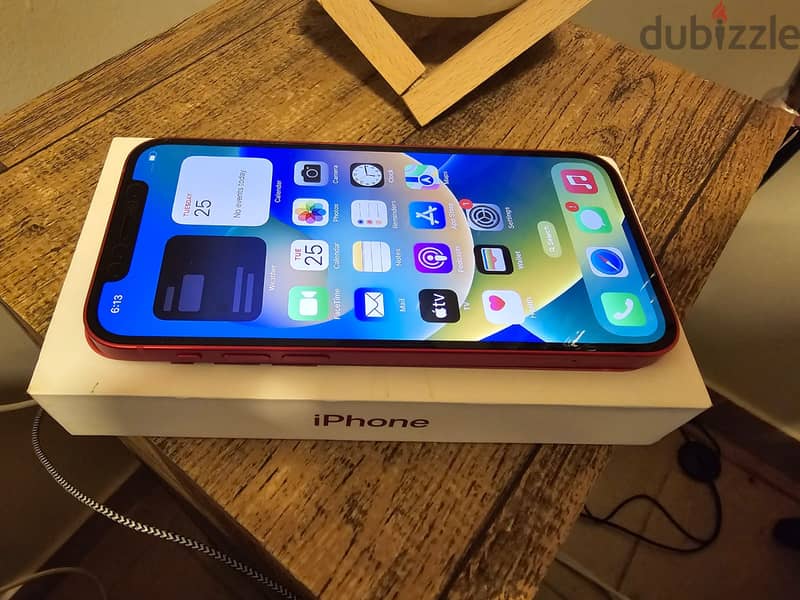 Apple IPhone 12 (PRODUCT) RED 1