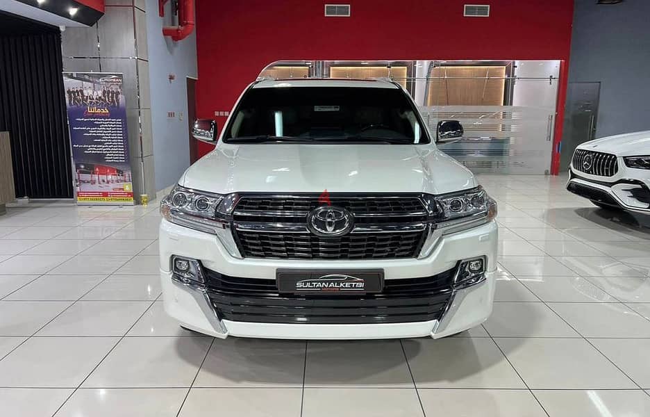 Toyota Land Cruiser VXR 2021 0