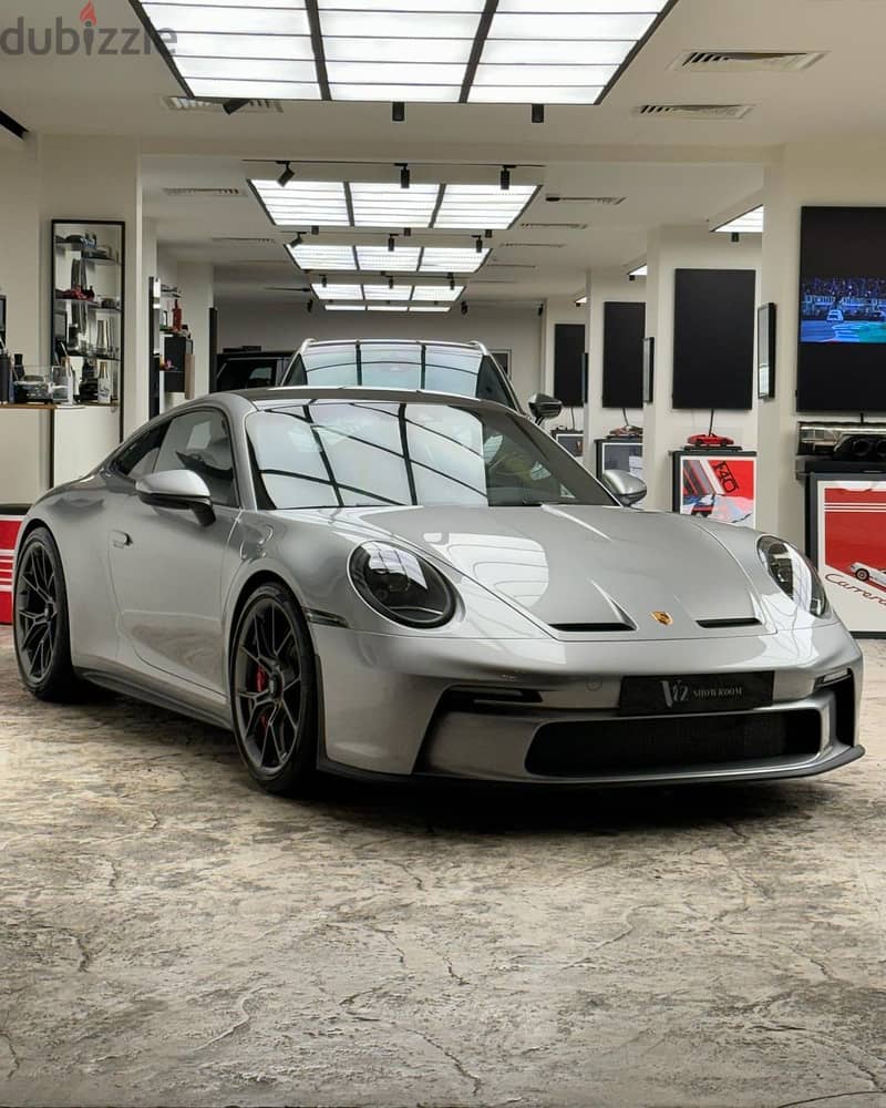 Porsche 911 GT3 touring 2024 0