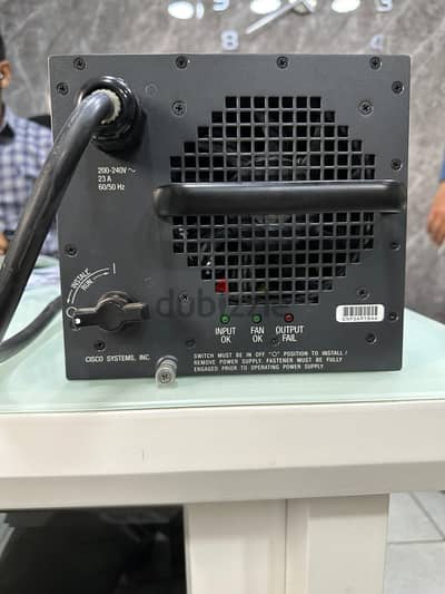 CISCO WS-CAC-4000W-INT Vo1 (cable included)