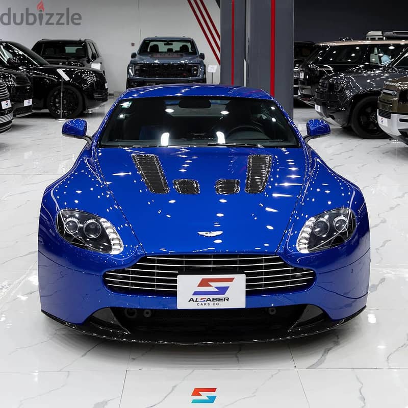 Aston Martin V12 Vantage 2012 0