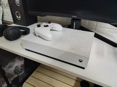 Xbox one s 1 TB