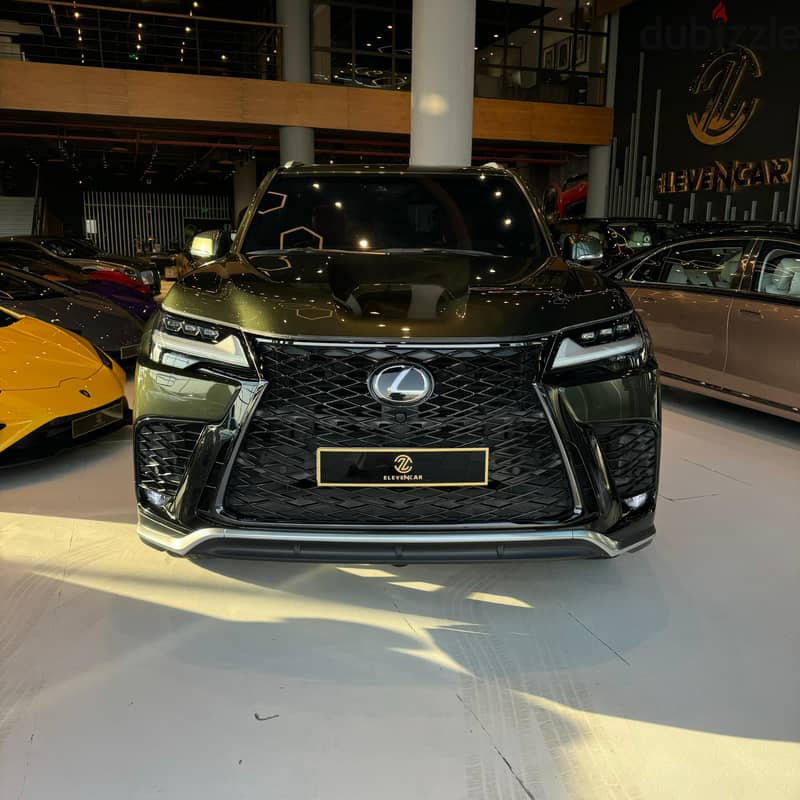 Lexus ⁠F Sport 2023 0