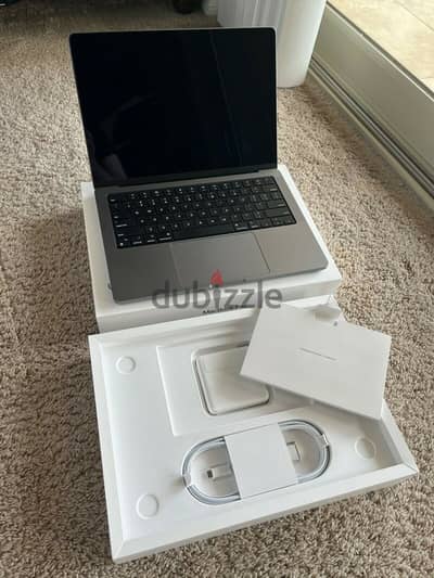 Mac Book Pro 14" Laptop - Apple M1 Pro chip - 16GB Memory - 512GB SSD