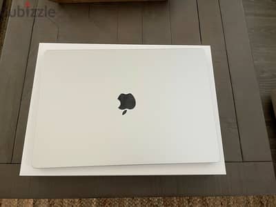 Apple MacBook Pro 16" Laptop - M1 Pro chip - 16GB Memory - 512GB SSD