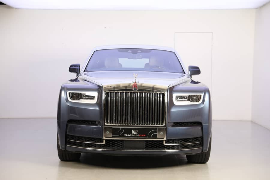 Rolls Royce Phantom 2021 0