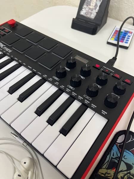 Mpk mini midi 1