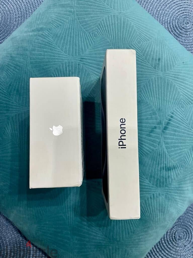 APPLE - IPHONE 15 PRO 256 GB , 512 GB , 1 TB 0