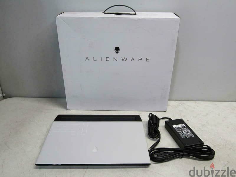 Alienware - m15 R3 - 15.6" - Intel Core i7 - 16GB - 1TB SSD 0