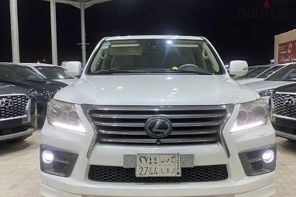 Lexus LX 570 2015 0