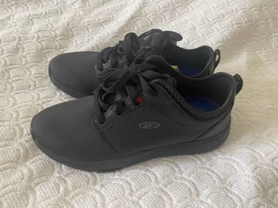 School shoes (black)