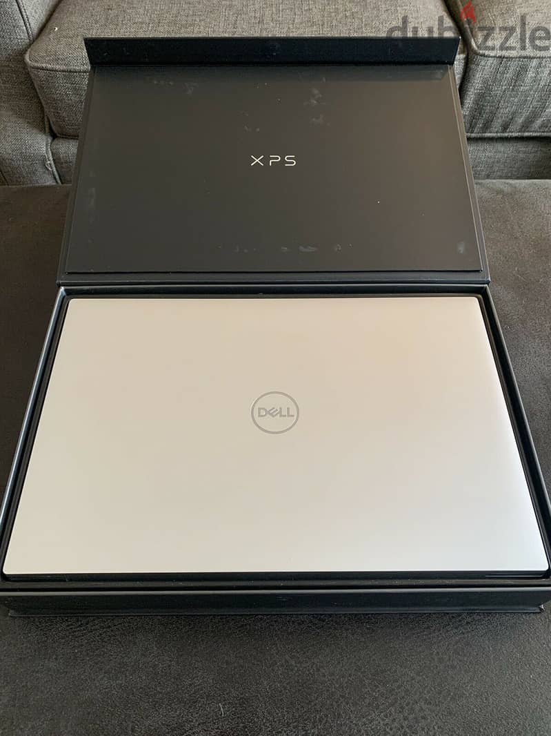 DELL XPS 17 9710 17" Laptop - Intel® Core™ i9, 1 TB SSD, Silver 1