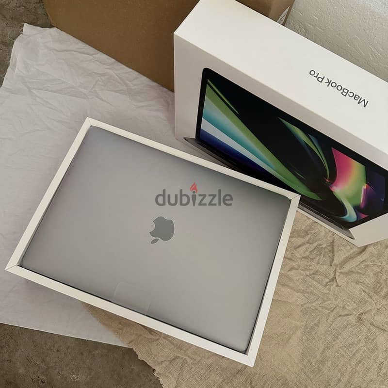 MacBook Pro 13'' 2020 WhatsApp Chat : +16266453424 1