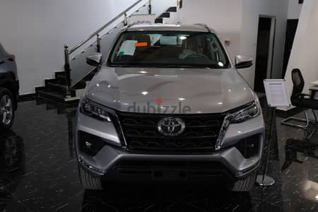 Toyota Fortuner 2024 VX1