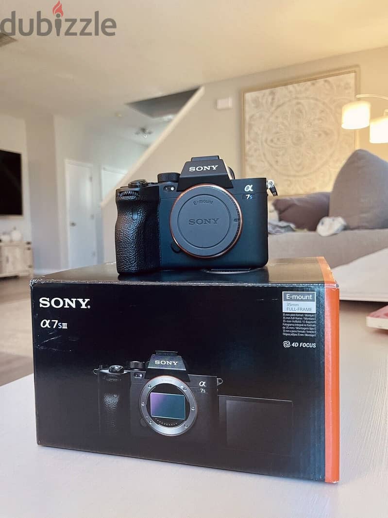 Sony Alpha A7S III Mirrorless  (Body Only) . . . 0