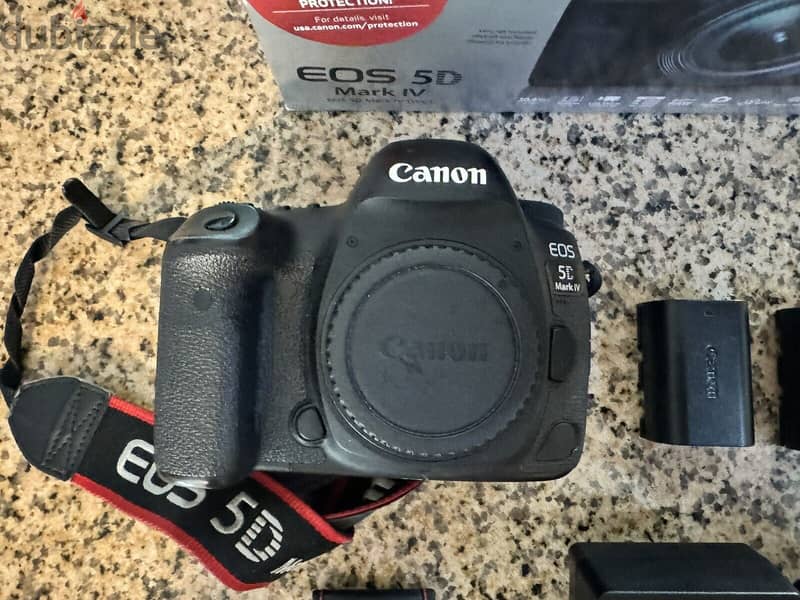 Original sealed in box Canon EOS 5D mark IV only body 5