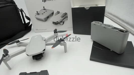 DJI - Mini 2 SE Fly More Combo Drone Remote Control