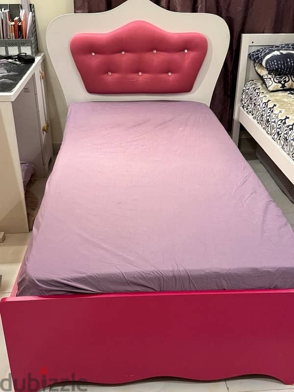 Girls Bed Pink 1