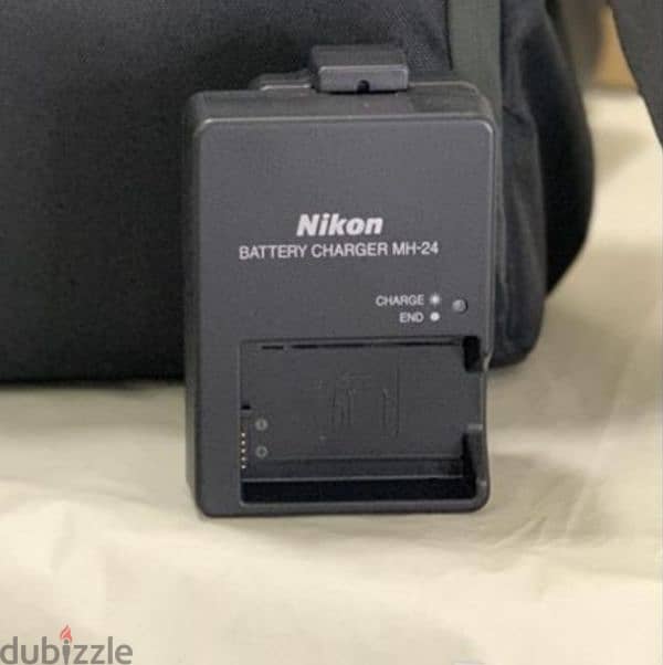 Original Nikon MH24 Charger 0