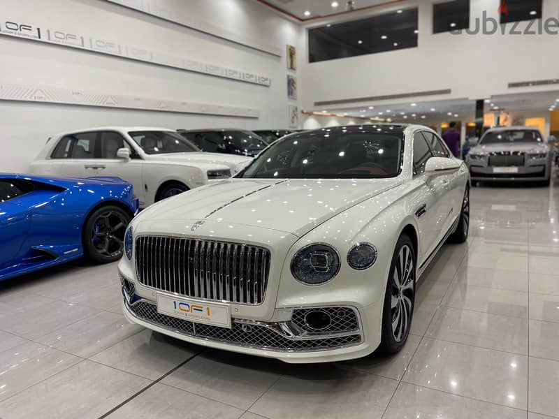 Bentley Flying Spur V8 2024 0