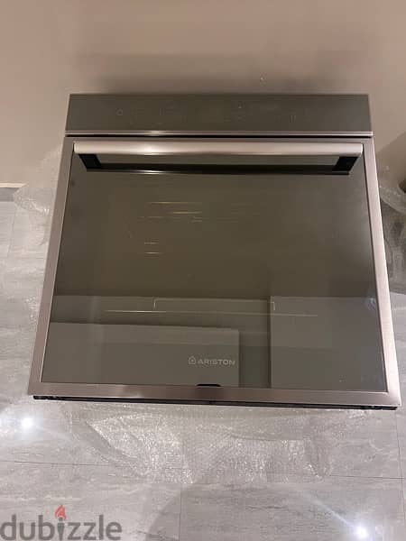 Ariston oven not used full touch screen 1