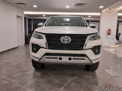 Toyota Fortuner VX3 2024