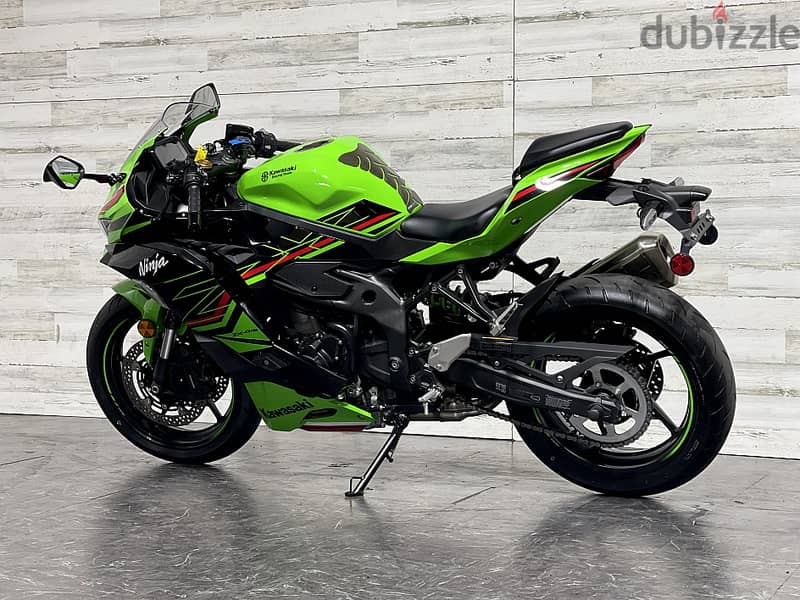 2023 Kawasaki Ninja ZX4RR +974  66574363 0