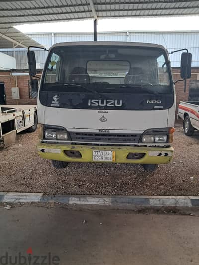 Isuzu NPR 2005