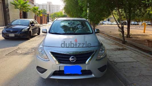 Nissan Sunny 2015