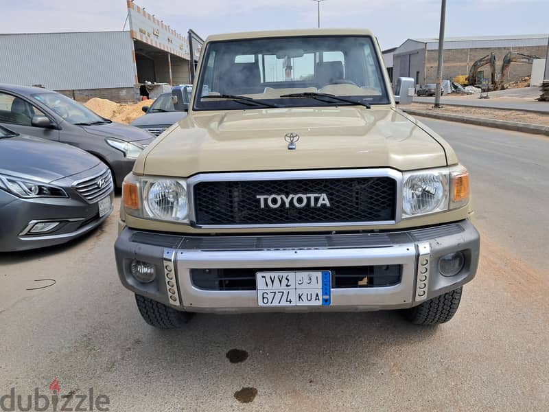 Toyota Land Cruiser 2015 0