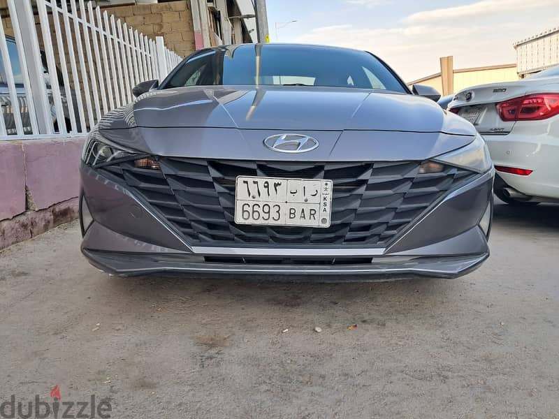 hyundai elentra  2022 0