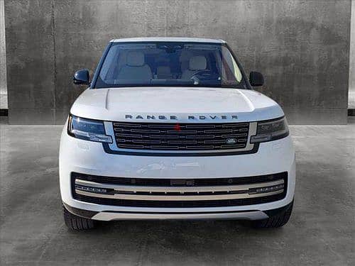 2023 Range Rover P400 SE 0