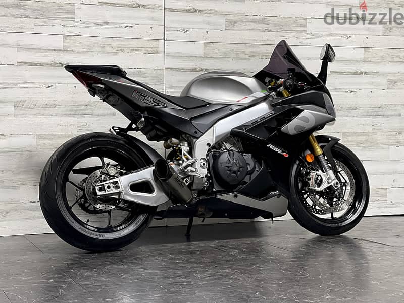 2021 Aprilia RSV4 (+971 52 300 8603) 5